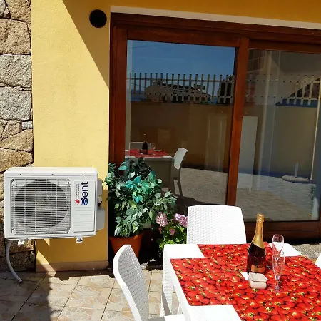 New & Modern Studio Giulia With Terrace And Seaview Apartmán *