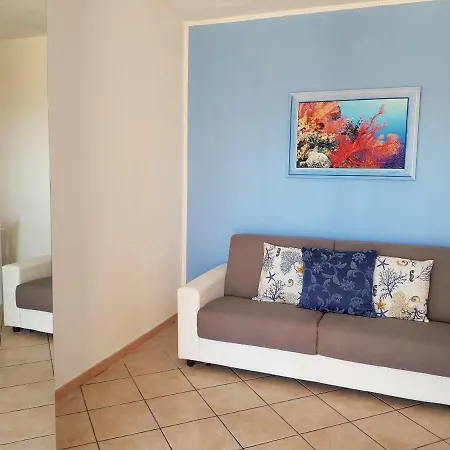 Apartmán New & Modern Studio Giulia With Terrace And Seaview Badesi