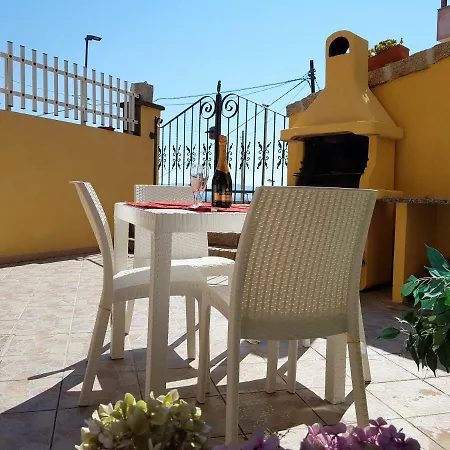 Apartmán New & Modern Studio Giulia With Terrace And Seaview Badesi