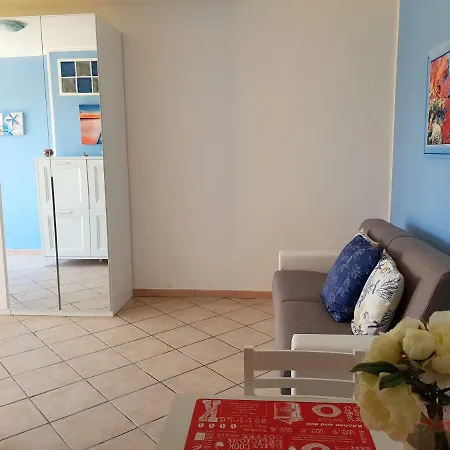 New & Modern Studio Giulia With Terrace And Seaview Apartmán Badesi