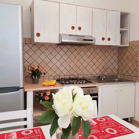 New & Modern Studio Giulia With Terrace And Seaview Apartmán